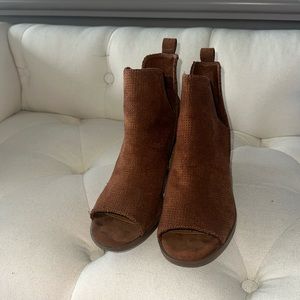 Cute open toe boots